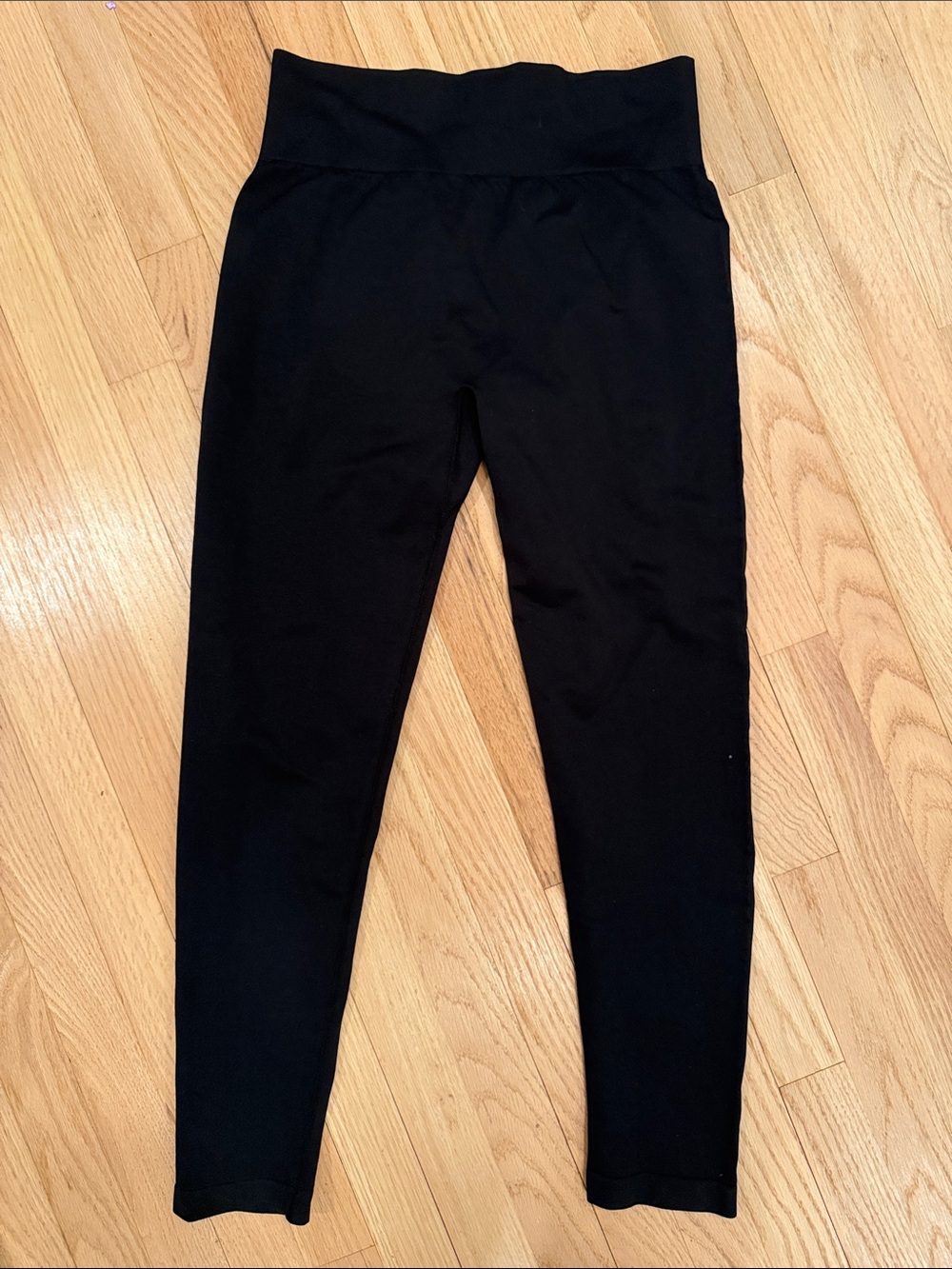 OQQ Women Black High-Rise Stretchy Leggings